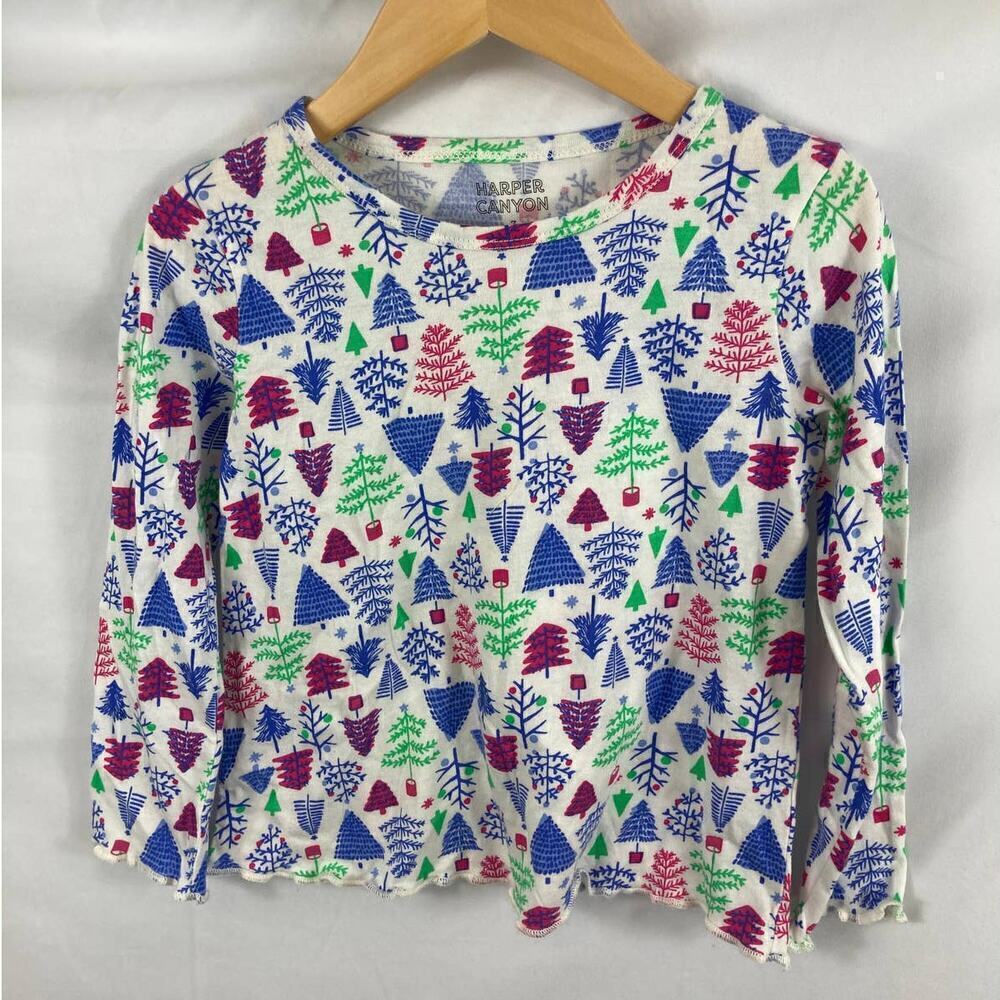 4/$25 NWOT Harper Canyon Holiday Tree Long Sleeve Top